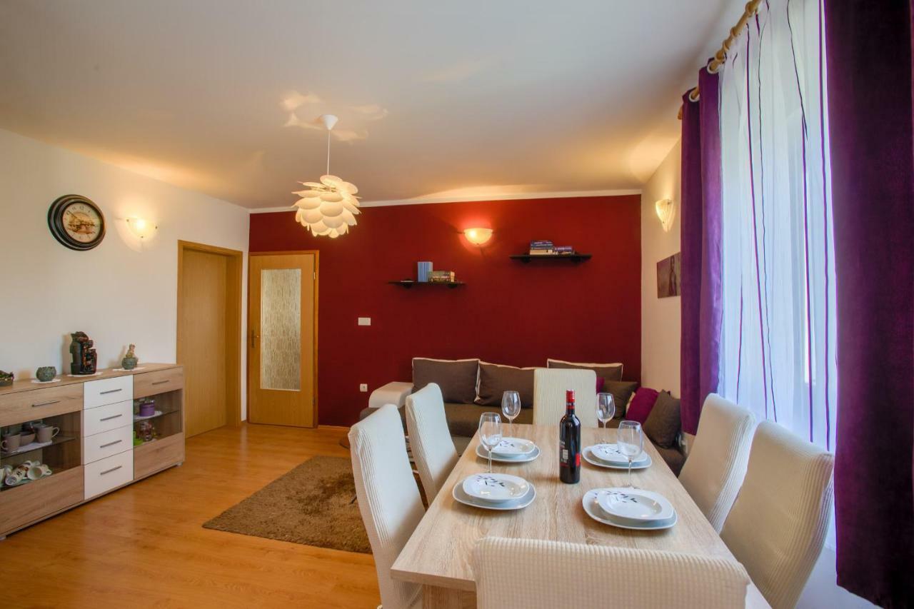 House Silvija Pula Apartment Exterior photo